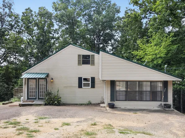 187 Sweetbrier Dr, Decaturville, TN 38329