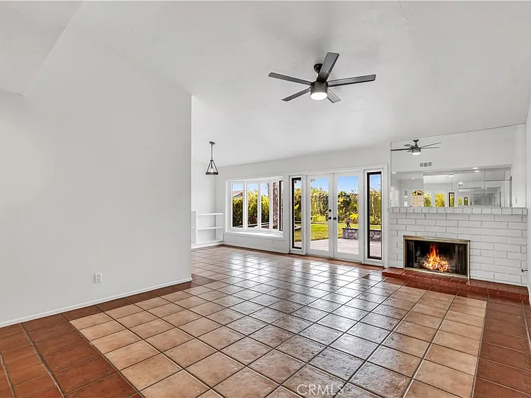 33051 Christina Dr — Photo 17
