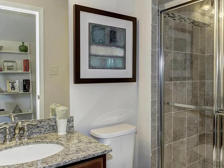 2/F Full Bath