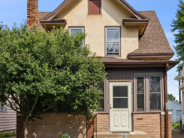 1421 Hewitt Ave, Saint Paul, MN 55104