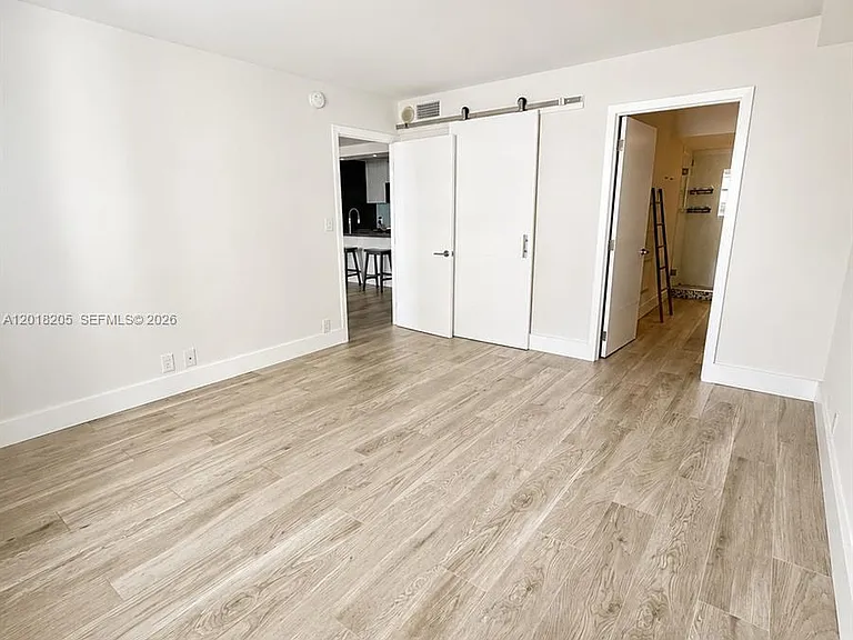 5 Island Ave #9B — Photo 15