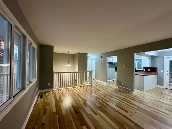 6020 Candlewood Ct, Minneapolis, MN 55443