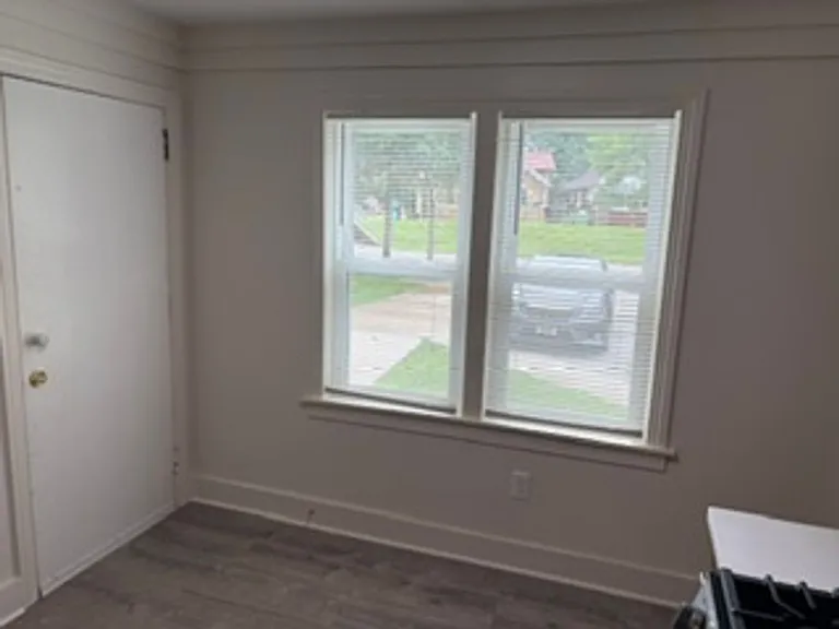 300 Northwestern Pkwy — Photo 7