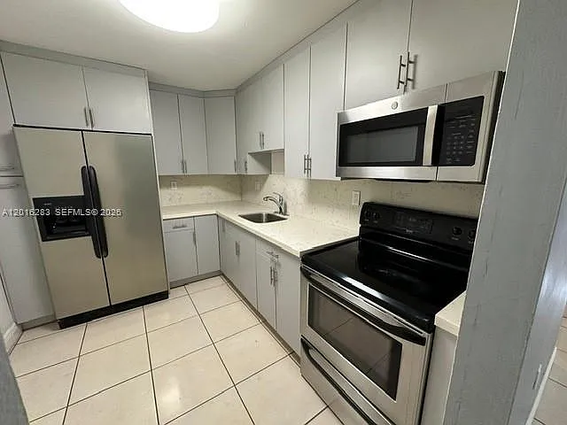 10975 SW 107th St #110 — Photo 7