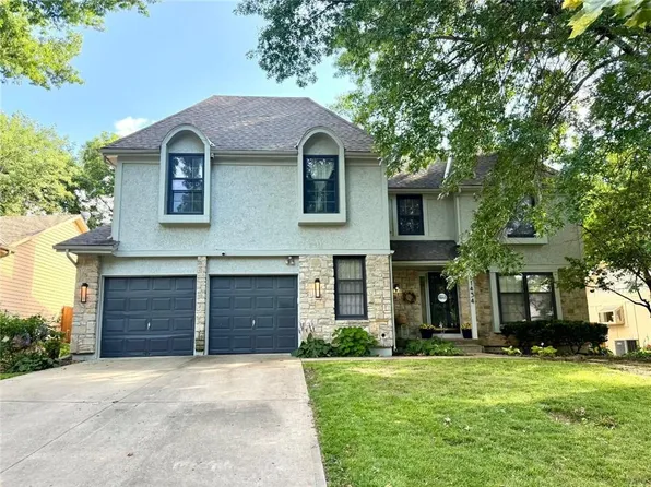 11434 Grant Dr, Overland Park, KS 66210