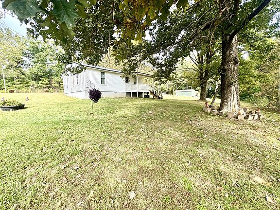 3rd image of 1645 Liberty Rd