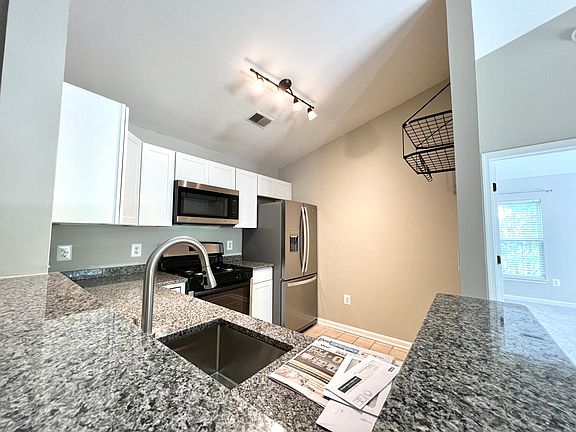 5th image of 13300 Kilmarnock Way