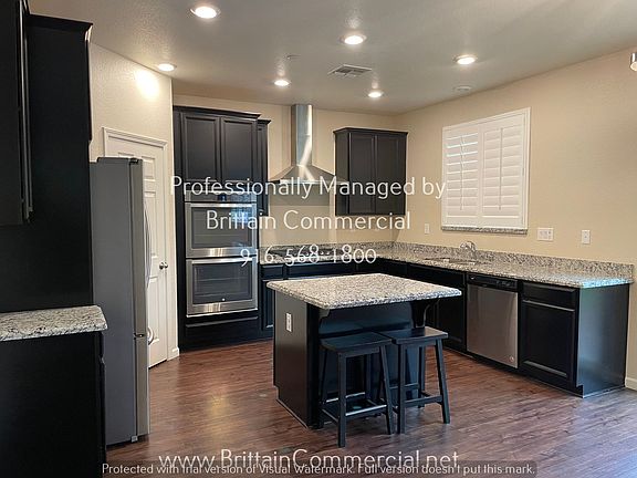 3rd image of 6119 Mehrten Cir