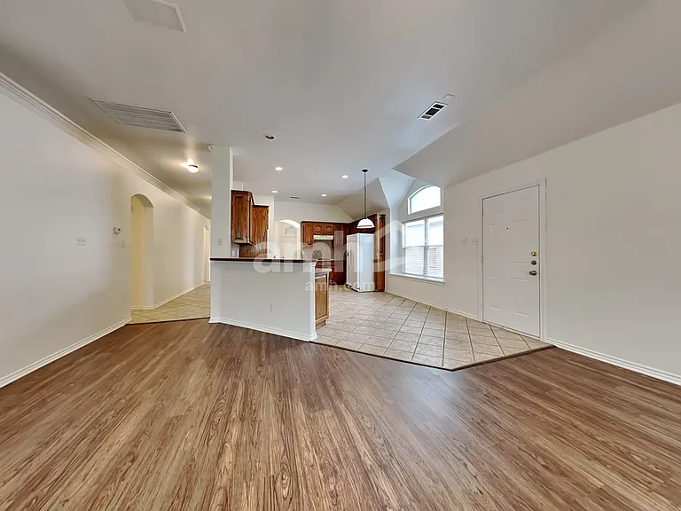 6308 Fall River Dr — Photo 6