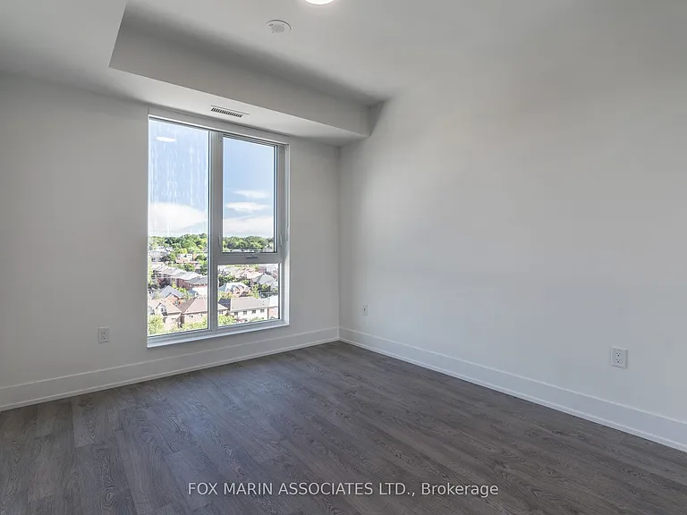 858 Dupont St #806 — Photo 19