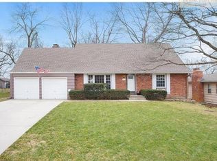 7319 W 89th Ter, Overland Park, KS 66212