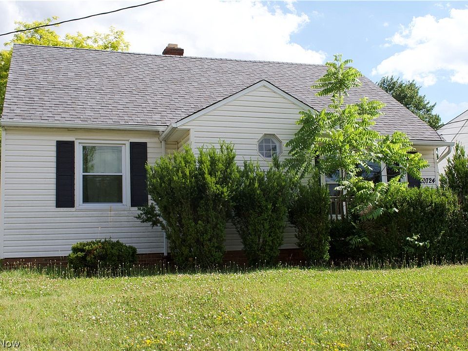 1st image of 20724 Applegate Rd