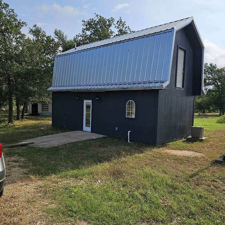 1st image of 427 County Road 407