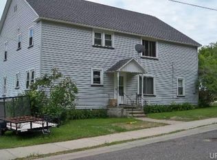 401 Prospect St, Munising, MI 49862
