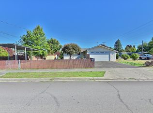 1801 Roberts Rd, Medford, OR 97504