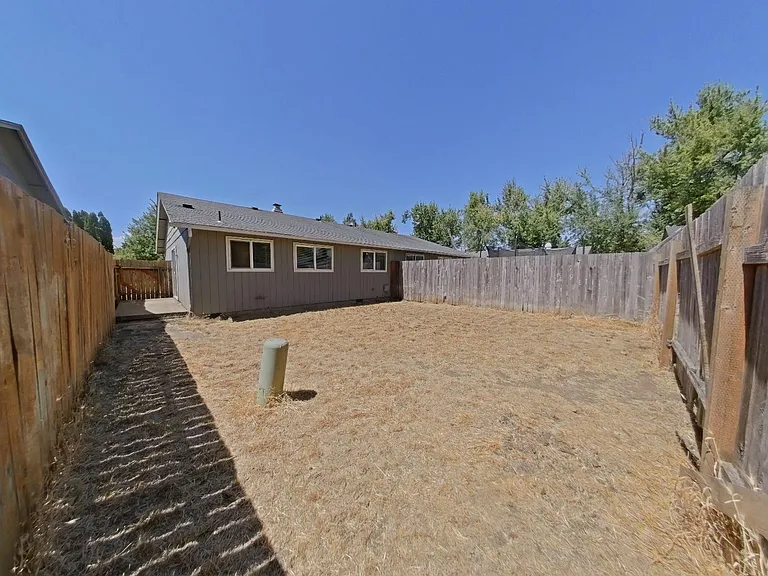 4943 Bluebelle Way — Photo 11