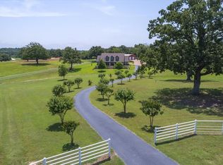 5925 High Point Ct, Athens, TX 75752