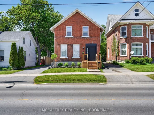55 Bridge St W, Greater Napanee, ON K7R 2C4