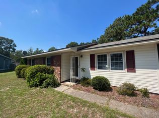 3700 Papermill Ct, Hope Mills, NC 28348