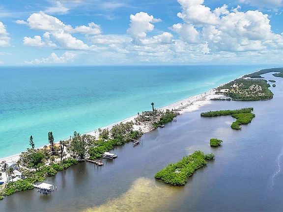 2nd image of 804 N Manasota Key Rd