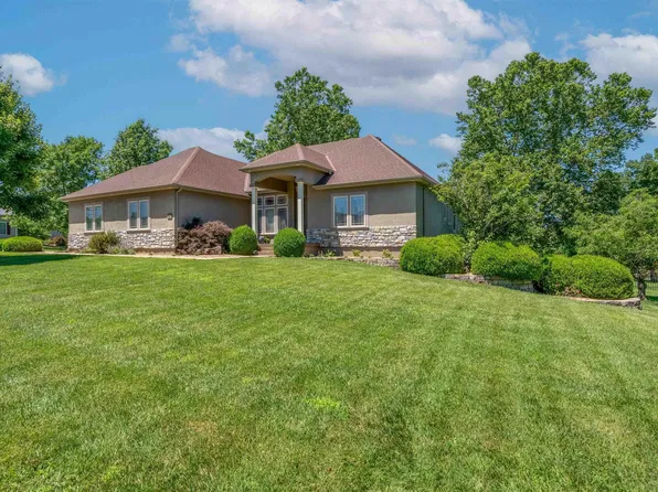 2250 W Country Club Dr, Sedalia, MO 65301