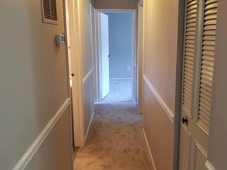 9406 Emmett Ct — Photo 10