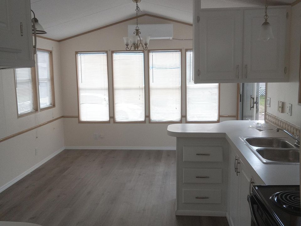 12704 Charlie B Way Thonotosassa FL Zillow