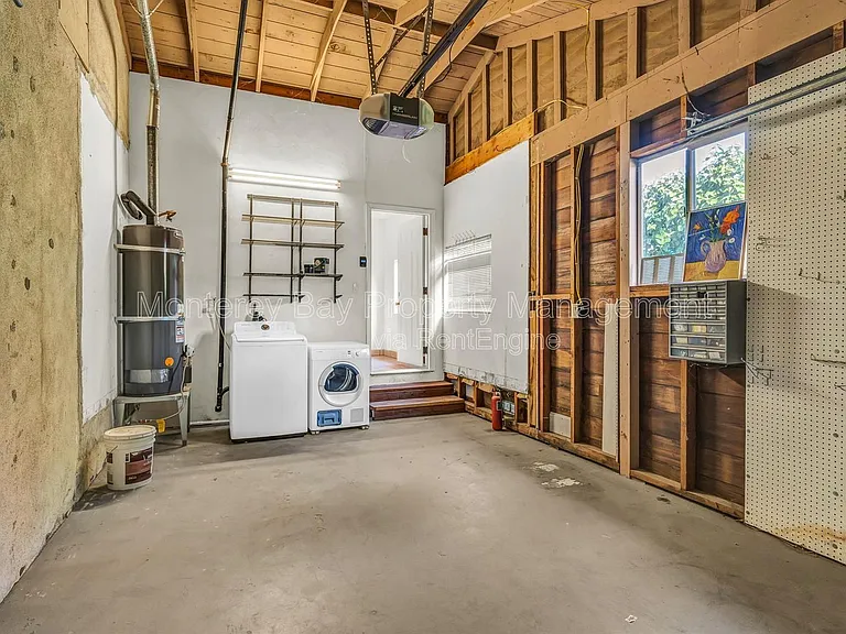 2100 David Ave — Photo 11