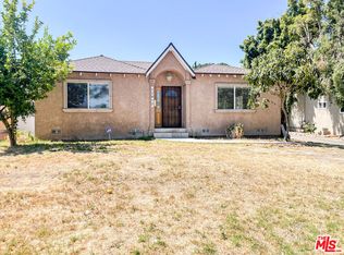12612 Hatteras St, Valley Village, CA 91607