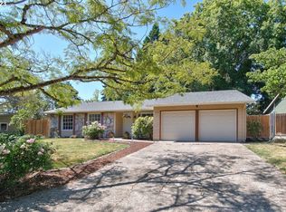 275 SW Frenwood Way, Beaverton, OR 97005