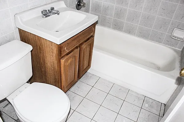 Sold by RES New York | media 37