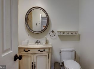 1513 Constitution Ave NE APT 2, Washington, DC 20002