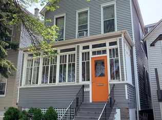 3525 W Lyndale St #1, Chicago, IL 60647