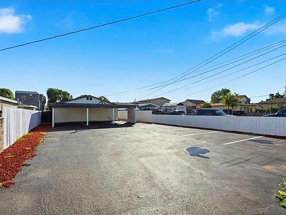 5th image of 1877 Donax Ave #3