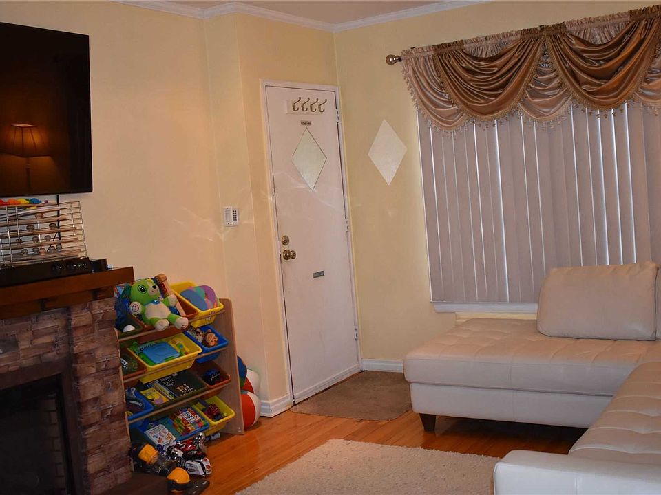 1st image of 19601 Pompeii Ave #1A