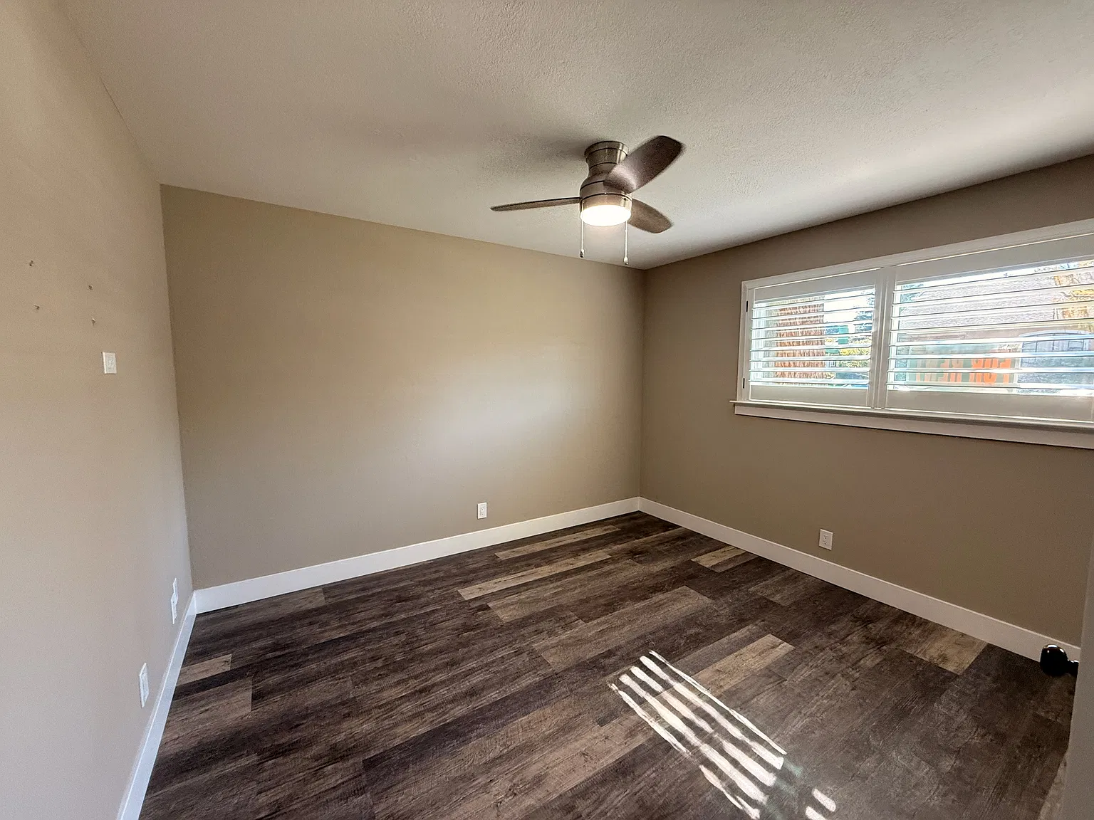 2 bed, $2,550 — Photo 1
