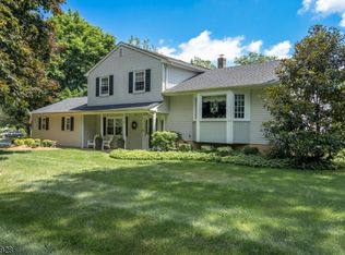 8 Park Ln, Flemington, NJ 08822