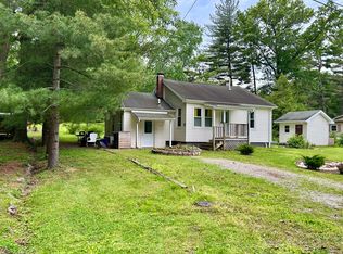 1211 W Short Dr, Carbondale, IL 62901