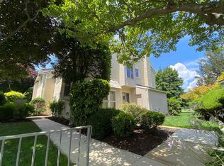 15 Greate Bay Dr, Somers Point, NJ