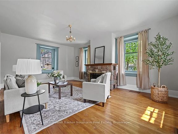 5th image of 52 Brock Rd S