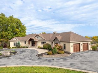 4300 Henneberry Rd, Manlius, NY 13104