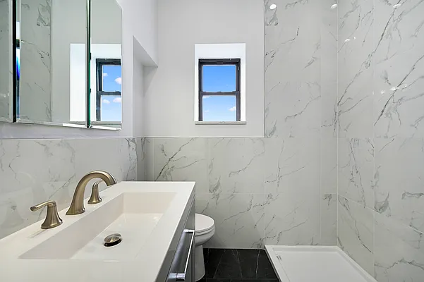 Rented by Corcoran | media 27