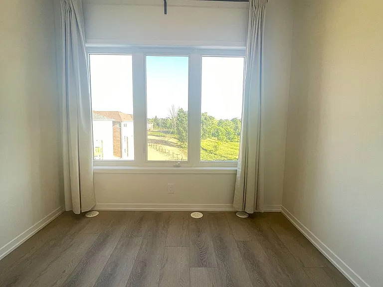 160 Matawin Ln — Photo 10