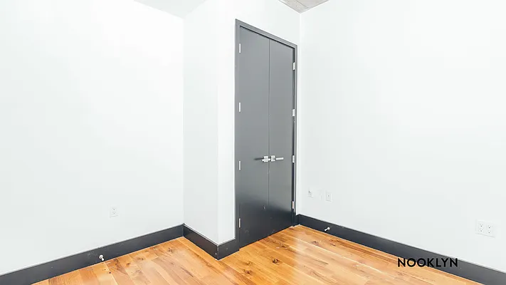 Rented by Nooklyn NYC LLC | media 41