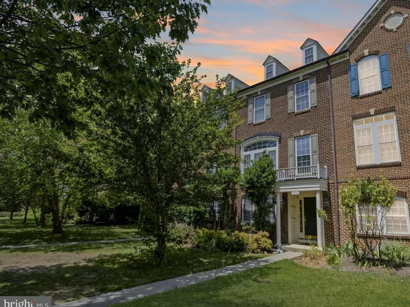 3842 Sugarloaf Pkwy, Frederick, MD 21704