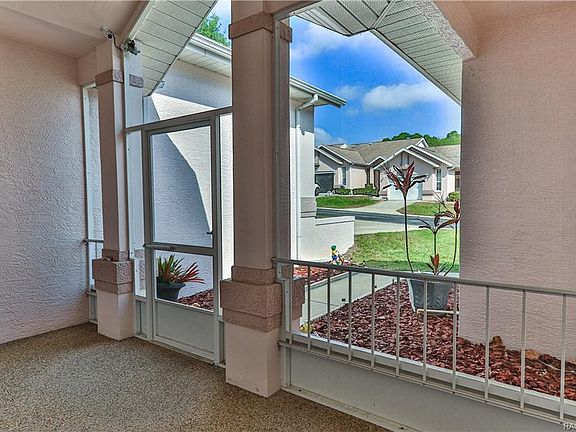 3rd image of 6844 E Queensbury Ln