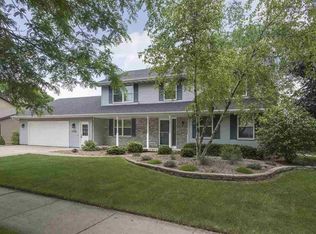 1316 E Capitol Dr, Appleton, WI 54911