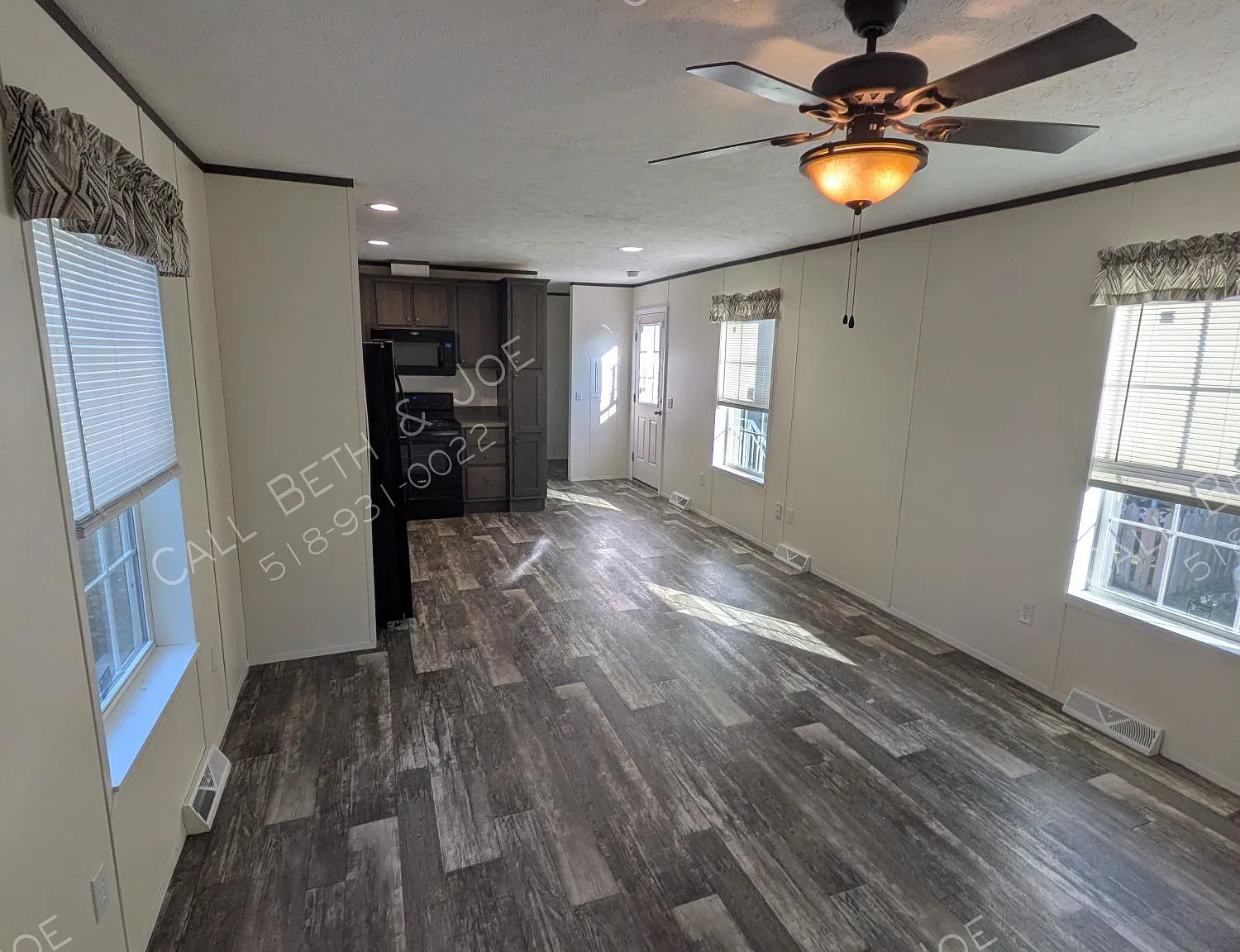 3 bed, 1.5 bath, 980 sqft, $1,485 — Photo 3
