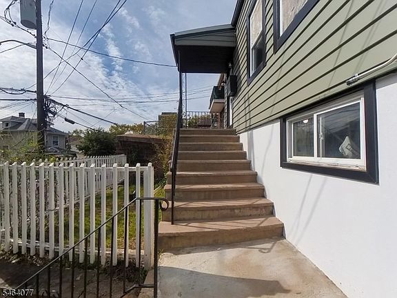 3rd image of 357 Ridgewood Ave