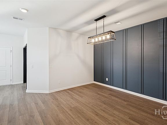 5th image of 106 Franklins Walk